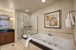 7th Flr MGM Signature Studio+1Bed| Strip View| No Fee