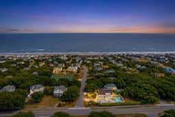 The Soundside Pearl | Nautical Voyage Through Duck | Oceanfront
