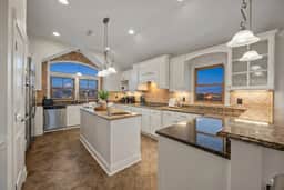 Angler’s Retreat — Oceanfront Estate with 7 King En-Suites