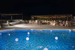 LuxStayUSA | Hemingway Oceanfront – 4x4 OBX