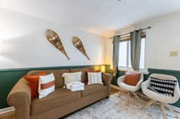 LuxStayUSA | ML 294 Ski In/Out| Slope View| Free Parking