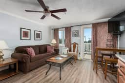 LuxStayUSA | ML 345 Ski In/Out| Village Ski Lifts| Free Parking
