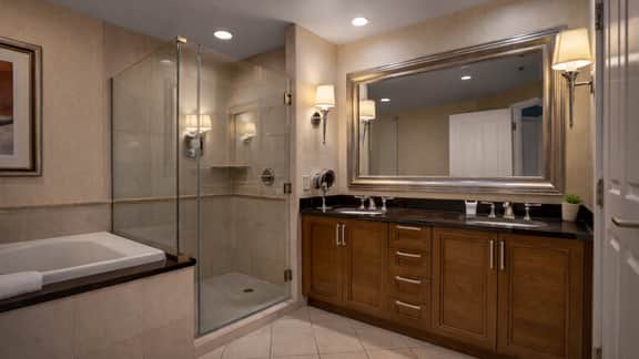 11th Floor MGM Signature Studio:Strip View, No Fee