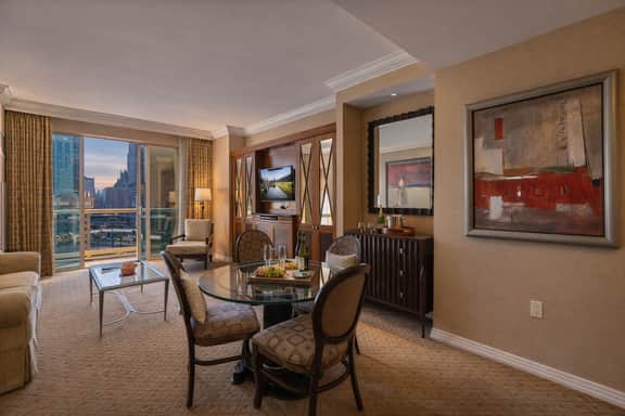8th Flr MGM Signature 1Bed| Strip View| No Fee