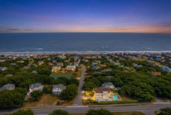 The Soundside Pearl | Nautical Voyage Through Duck | Oceanfront
