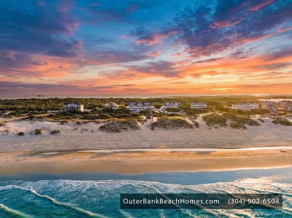 LuxStayUSA | Mark Twain Oceanfront - 4x4 OBX