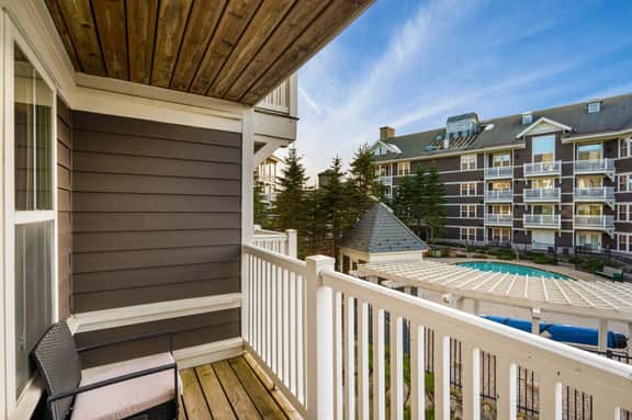 LuxStayUSA | Poolview Panorama {AS 239}