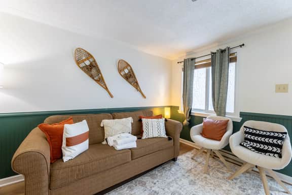 LuxStayUSA | ML 294 Ski In/Out| Slope View| Free Parking