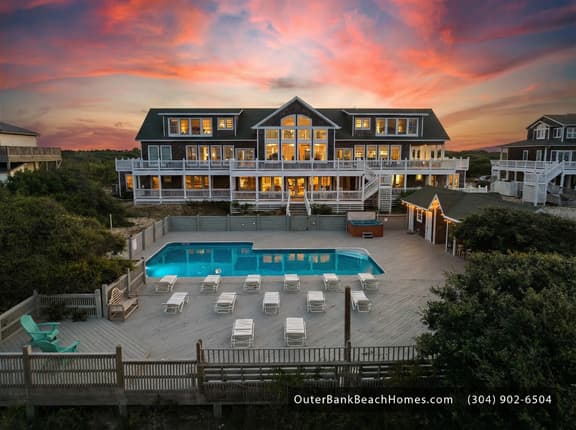 LuxStayUSA | Mark Twain Oceanfront - 4x4 OBX