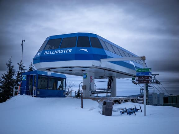 LuxStayUSA | ML 345 Ski In/Out| Village Ski Lifts| Free Parking